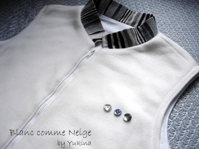 Vest/White